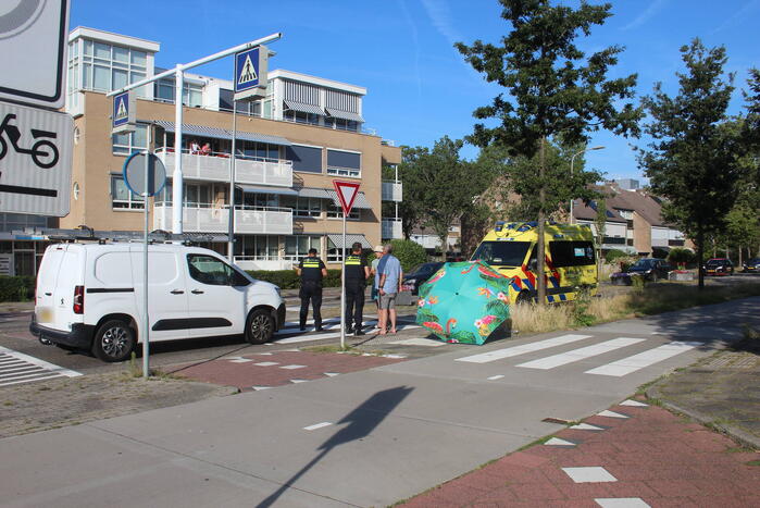 Ongeval tussen bestelbus en scooter