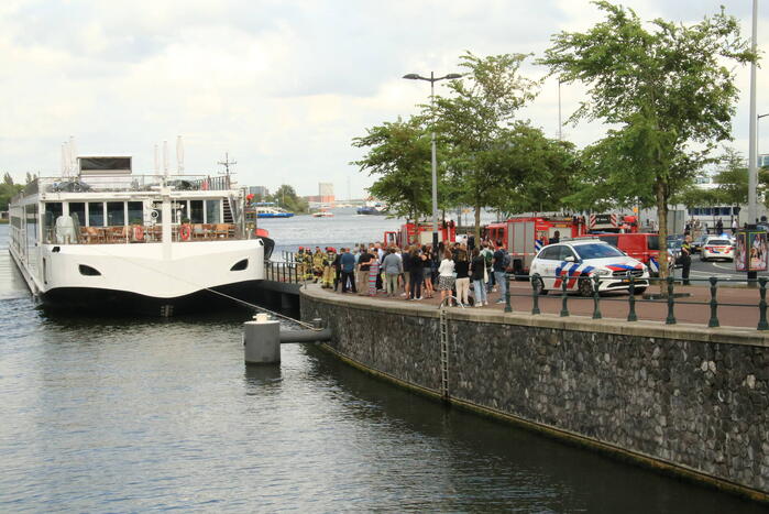 Cruiseschip ontruimd vanwege brand