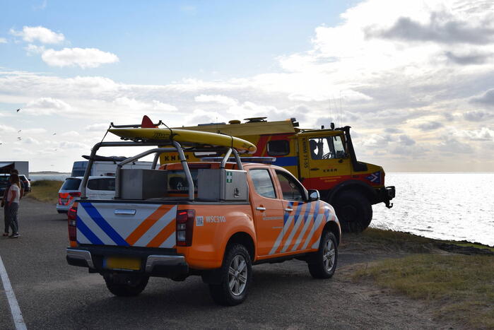 Kiter uit Noordzee gered na botsing