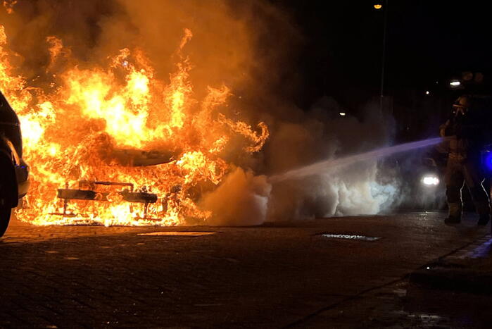 Electrische auto volledig is brand