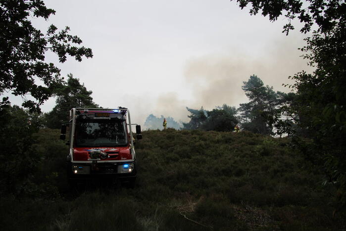 Kampvuur veroorzaakt heidebrand