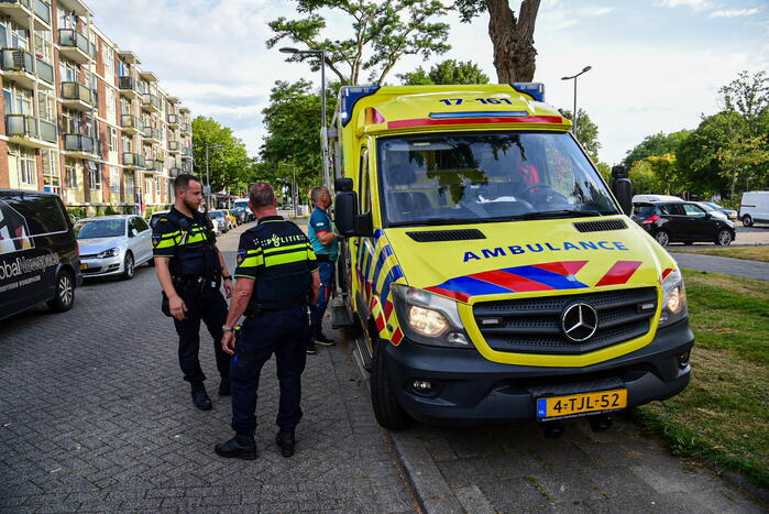 Persoon gewond na val door raam bij ruzie