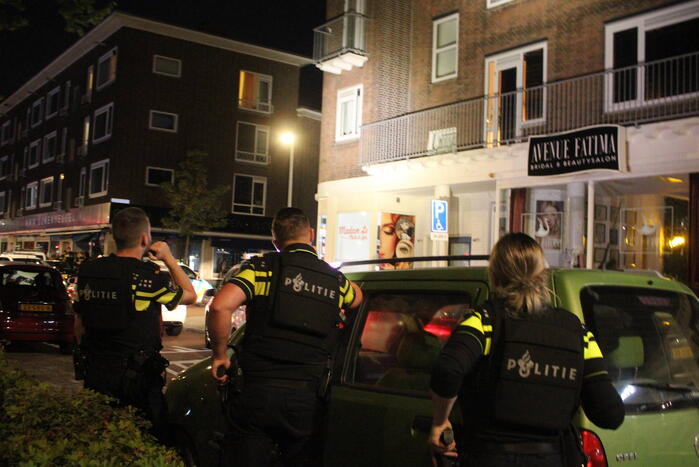 Politie omsingeld pand na melding schietpartij