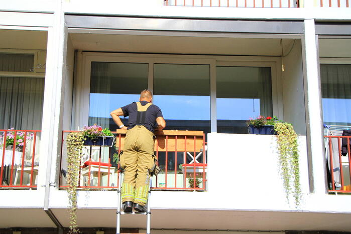 Brandweer doet onderzoek naar vreemde lucht