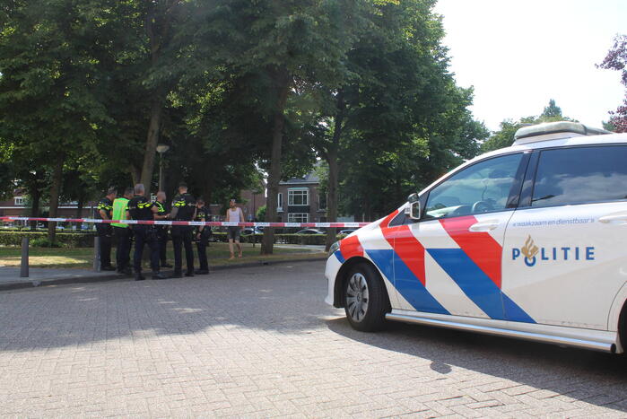 Straat afgezet na melding van schietpartij