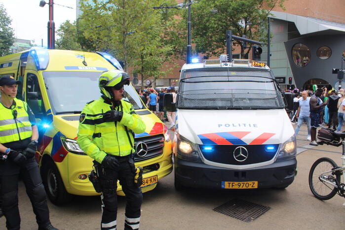 Steekpartij tijdens zomercarnaval