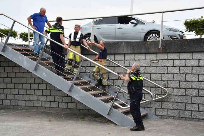 Brandweer inzet na zink gevaar schip