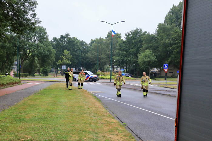 Motorrijder gaat met motor van overleden vriend onderuit op spekgladde wegdek tijdens toertocht