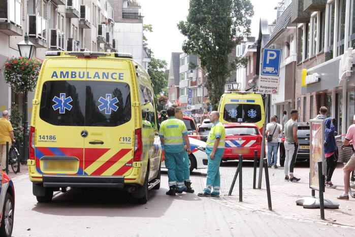 Straat afgezet voor verward persoon