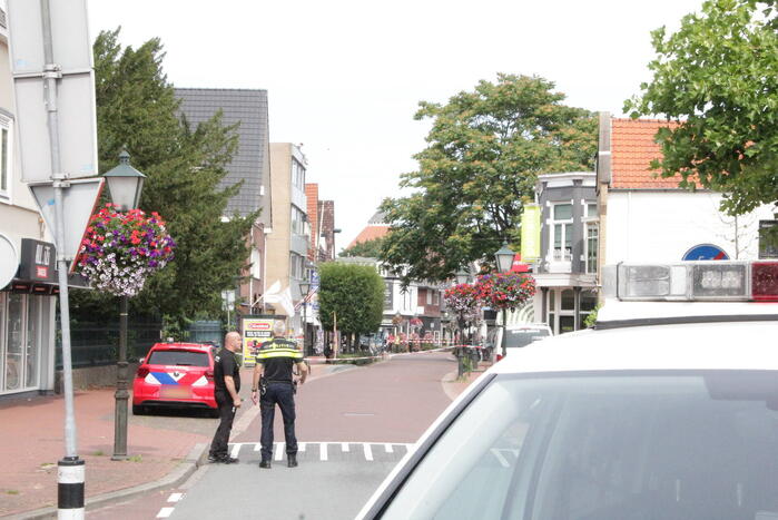 Straat afgezet voor verward persoon
