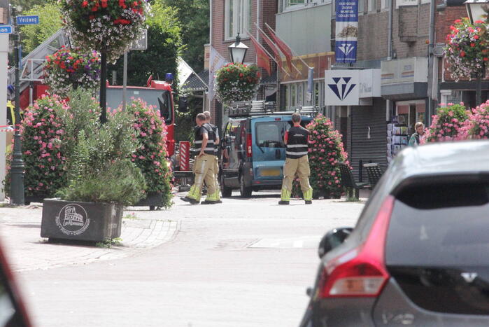 Straat afgezet voor verward persoon