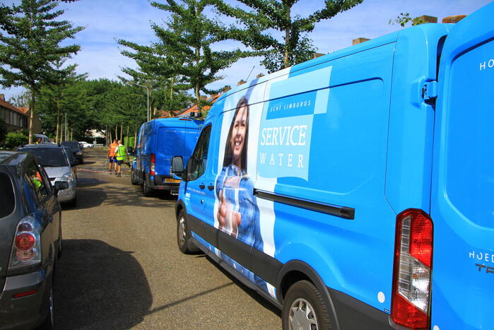 Gesprongen waterleiding zorgt voor waterballet