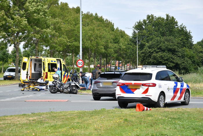 Motor in de kreukels bij verkeersongeval
