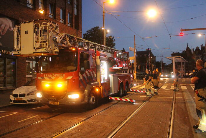 Zoektocht naar waterlekkage in flat