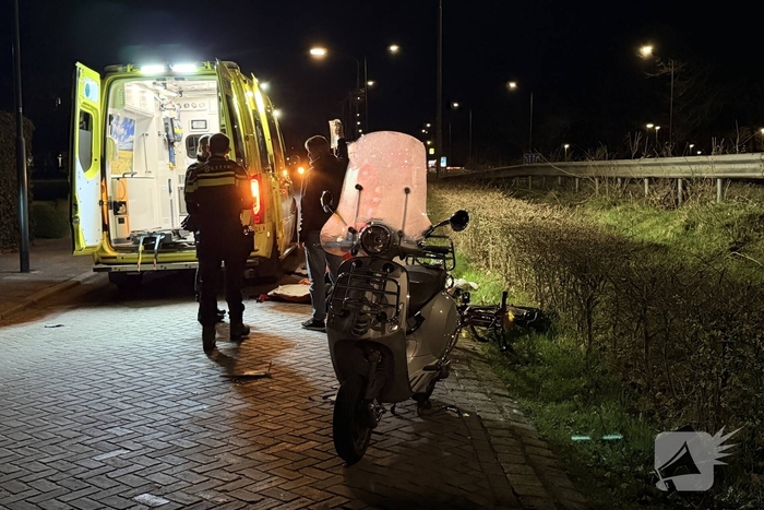 Fietser gewond bij aanrijding met scooter