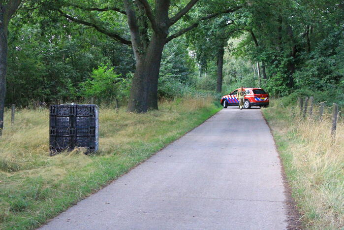 Onderzoek naar gedumpt vat met vloeistoffen