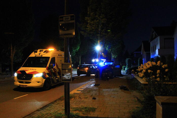 Schade bij flinke botsing