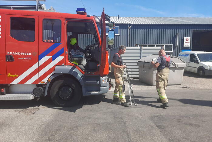 Kortsluiting zorgt voor brand in loods