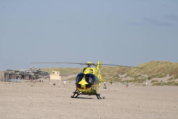 Hulpdiensten massaal ingezet voor drenkeling in Noordzee
