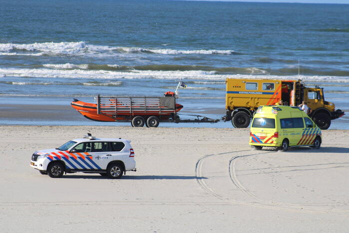 Hulpdiensten massaal ingezet voor drenkeling in Noordzee