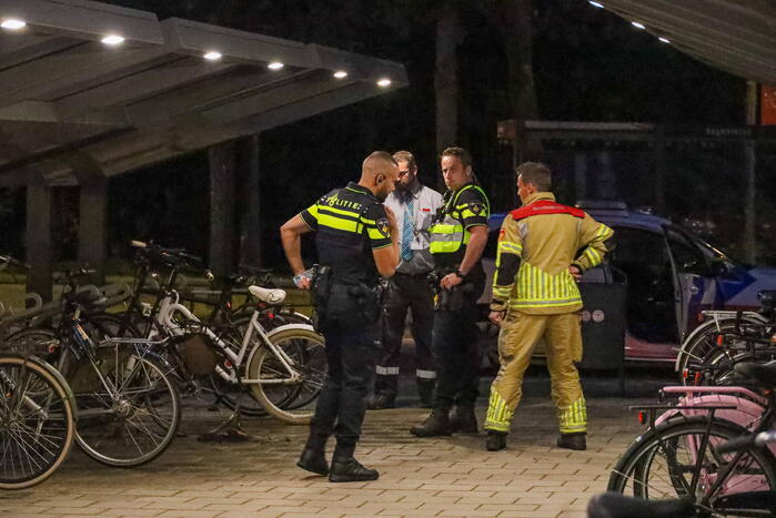 Fiets in fietsenstalling in brand gevlogen
