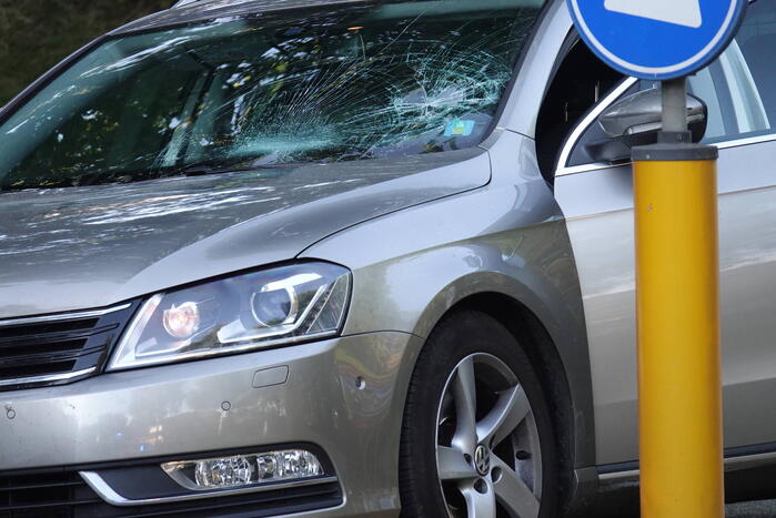 Fietser aangereden op oversteekplaats