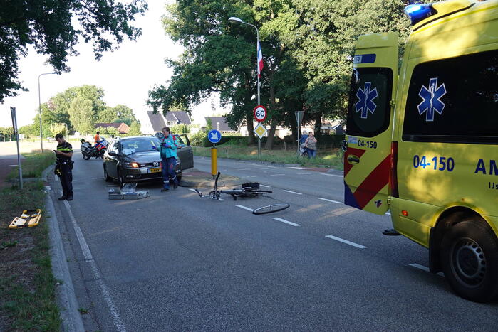 Fietser aangereden op oversteekplaats
