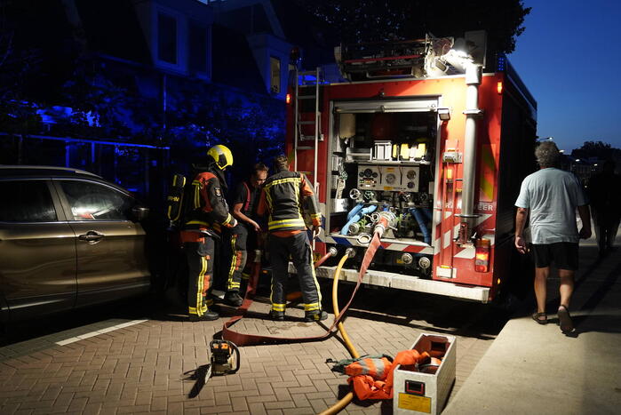 Schuur verwoest door uitslaande brand