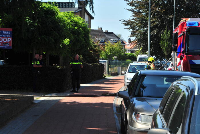 Onkruid wegbranden, loopt uit de hand