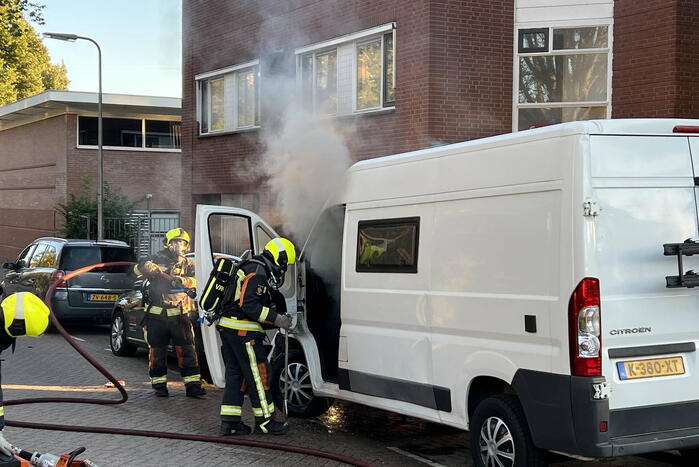 Kortsluiting veroorzaakt brand in camper