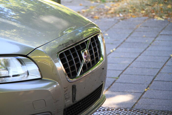 Scooterrijder en opzittende gewond bij ongeval