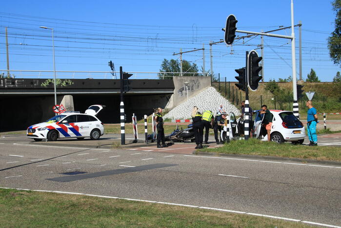 Ongeval tussen personenauto en motorfiets
