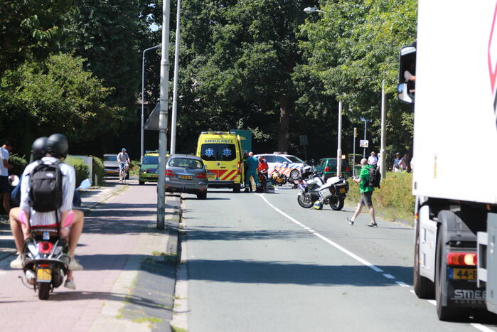 Motorrijder zwaargewond bij verkeersongeval