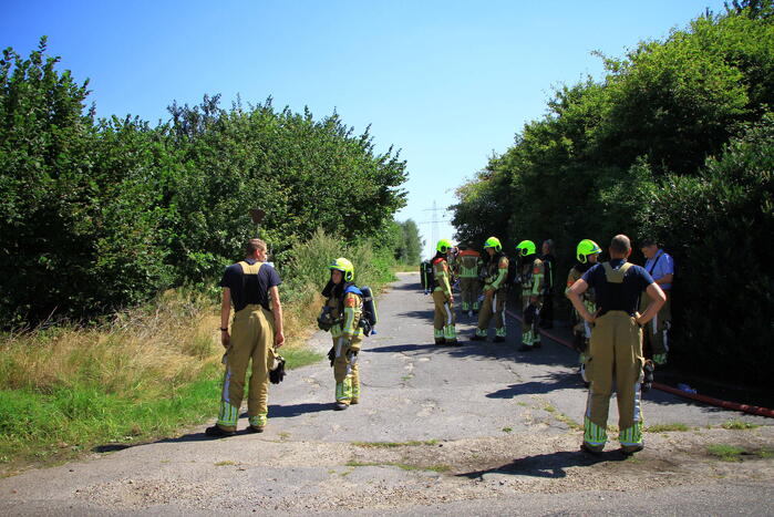 Leegstaande stal in brand