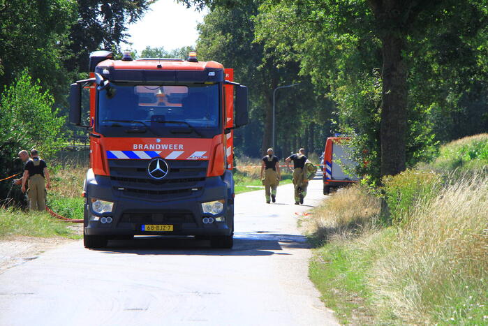 Leegstaande stal in brand