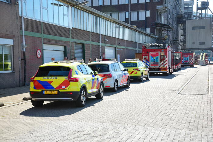 Grote brand in bedrijfspand