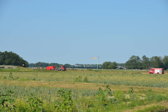 Grote brand in kuilbalen op boerderij