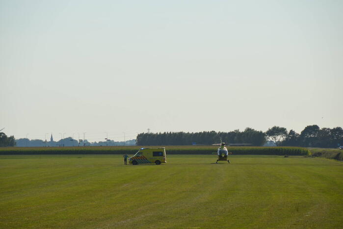 Persoon overleden na belanden in sloot bij ongeval