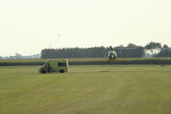 Persoon overleden na belanden in sloot bij ongeval