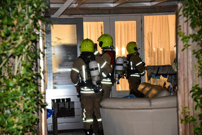 Uitslaande brand verwoest woning