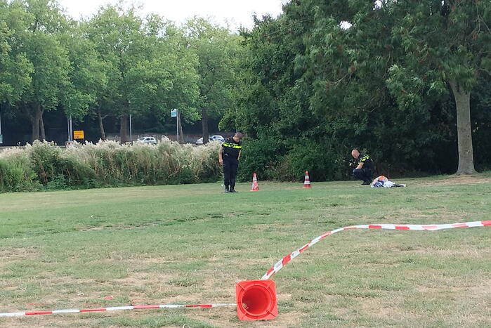 Politie doet onderzoek naar schietpartij in Vroesenpark