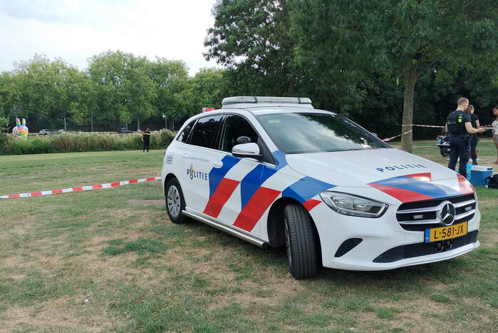 Politie doet onderzoek naar schietpartij in Vroesenpark
