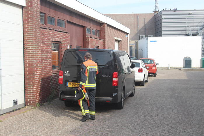 Onderzoek bij bestelbus met mogelijk gestolen brandstof