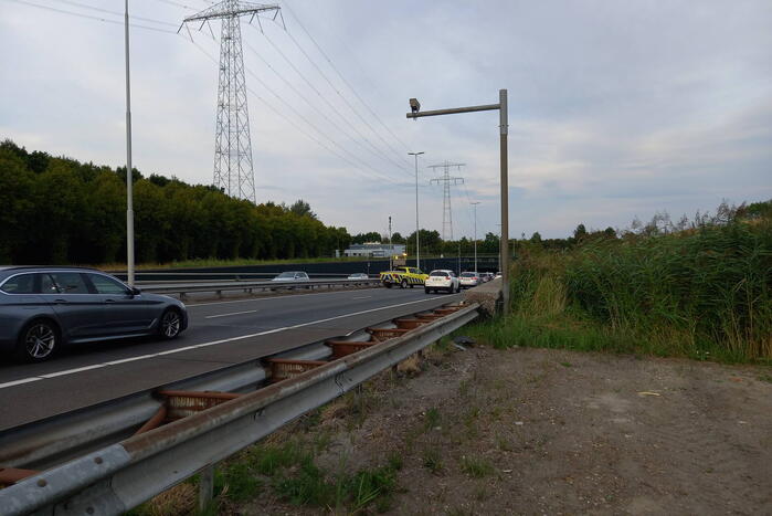Vlaketunnel deels afgesloten door kettingbotsing