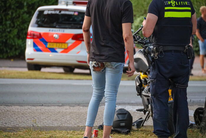 Motorrijder gewond na mislukte wheelie met Ducati-motor