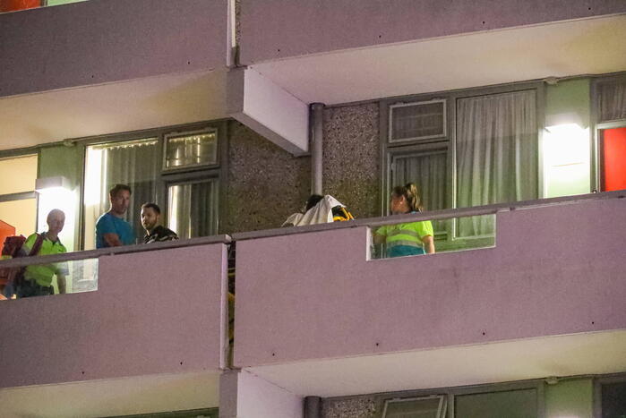 Woning in Bijlmer onder vuur genomen na vechtpartij