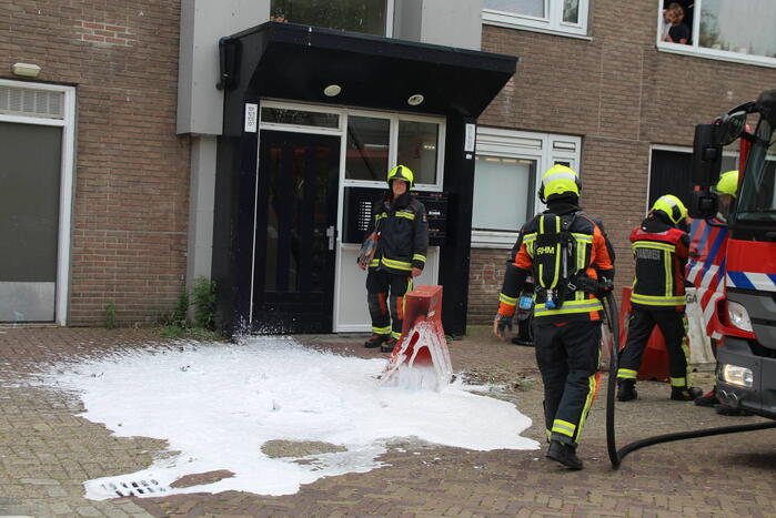 In brand staande kunststof barrier snel geblust
