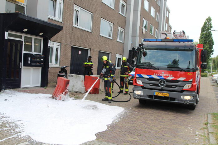 In brand staande kunststof barrier snel geblust