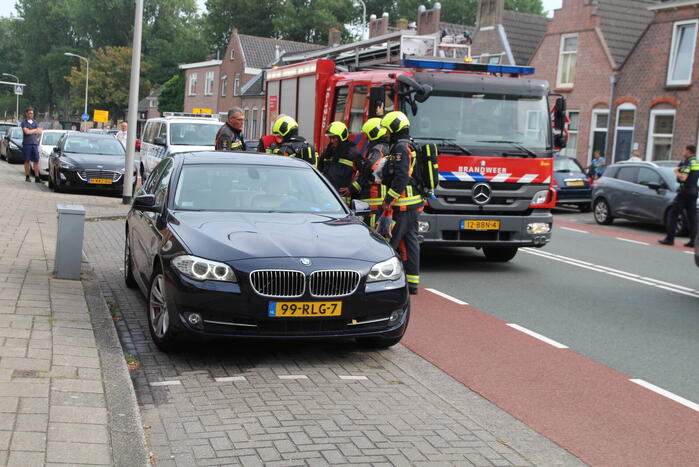 Brand in auto blijkt lek in koelvloeistoftank