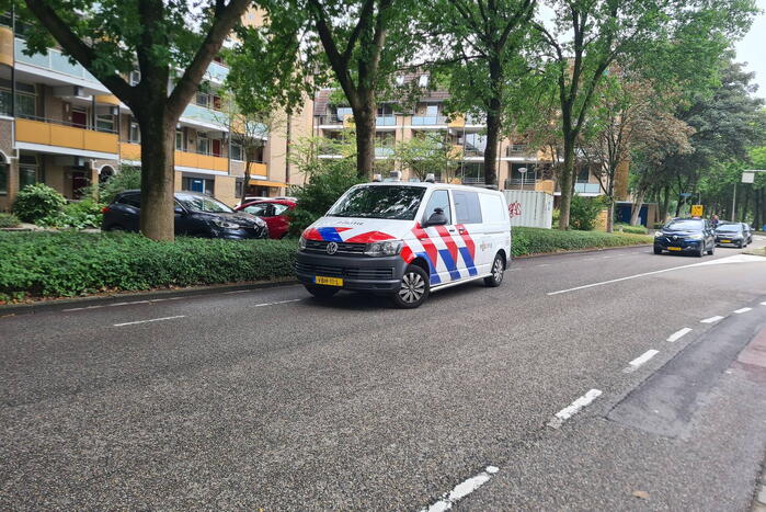 Brand in keuken van flatwoning